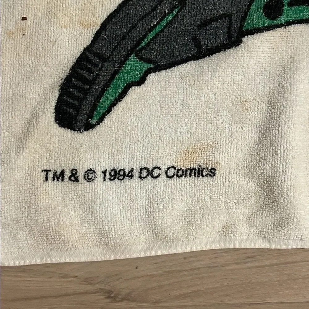DC Comics The Riddler Jim Carrey Beach Towel  Stains Discoloration